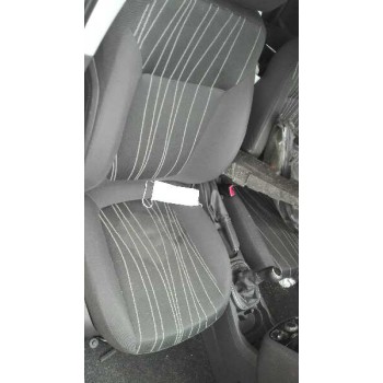 opel corsa d del año 2010