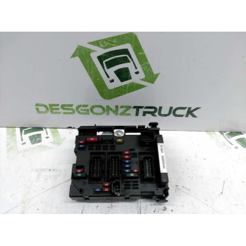 Recambio de caja reles / fusibles para peugeot 307 (s1) xr referencia OEM IAM 9643538080 6547SB BSM