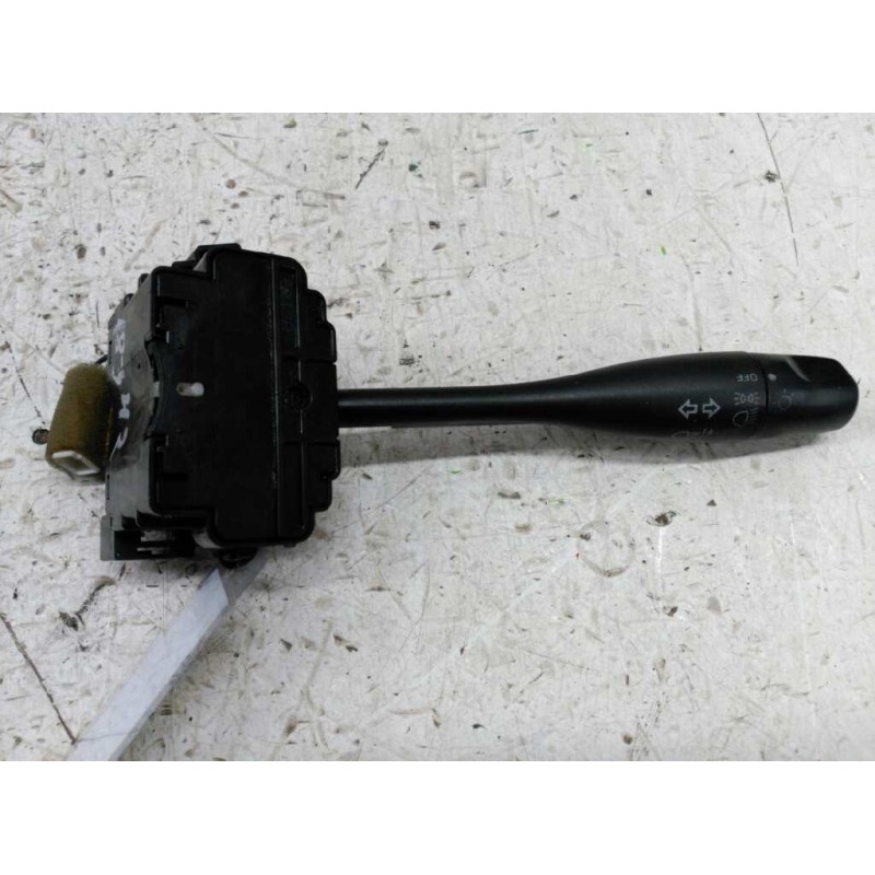 Recambio de mando intermitentes para nissan primera berl./familiar (p10/w10) gx berlina (a,e) referencia OEM IAM   