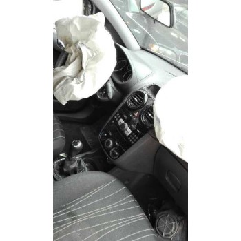 opel corsa d del año 2010