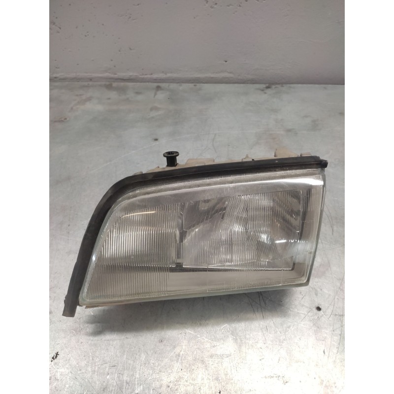 Recambio de faro izquierdo para mercedes-benz clase c (w202) berlina 2.2 cat referencia OEM IAM   