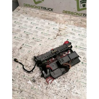 Recambio de caja reles / fusibles para bmw serie 3 compact (e46) 2.0 16v referencia OEM IAM 8364540  
