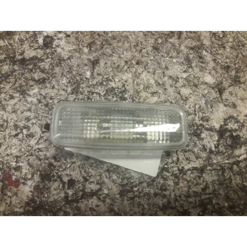 Recambio de luz interior para audi a6 berlina (4f2) 2.0 tdi referencia OEM IAM 4D0947105A 2 PINS 