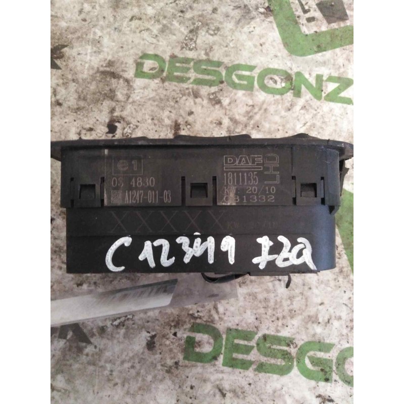 Recambio de mando elevalunas delantero izquierdo para daf serie xf105.460 fsa 4x2 space-cab referencia OEM IAM 1811135 2