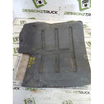 Recambio de guardabarros delantero izquierdo para iveco stralis (as) fg /fp  4x2 gran espacio referencia OEM IAM 504067512  