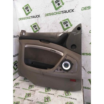Recambio de guarnecido puerta delantera izquierda para daf serie xf105.xxx fsa 4x2 space-cab referencia OEM IAM 1796444  