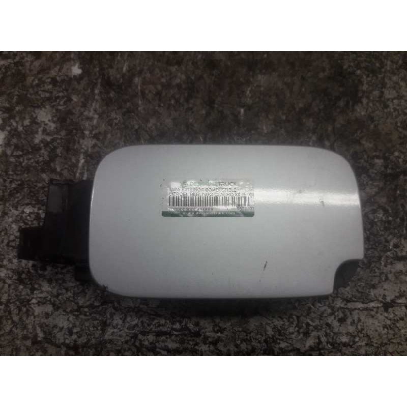 Recambio de tapa exterior combustible para citroën berlingo cuadro sx referencia OEM IAM 9802300180  