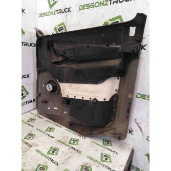 Recambio de guarnecido puerta delantera izquierda para daf serie xf105.xxx fsa 4x2 space-cab referencia OEM IAM 1796444  