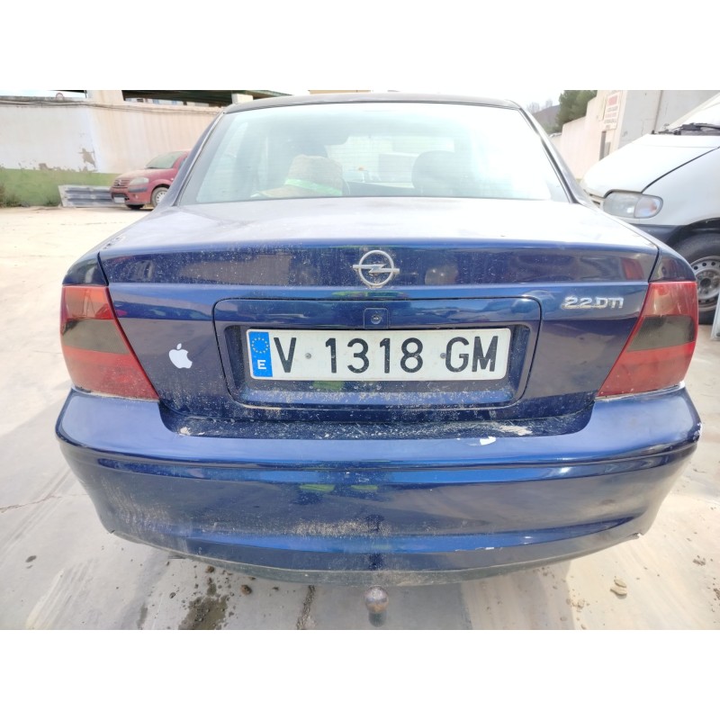 opel vectra b berlina del año 1999
