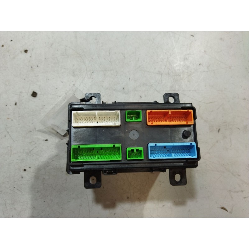 Recambio de modulo electronico para volvo trucks b12b referencia OEM IAM 20758801  CENTRALITA VECU