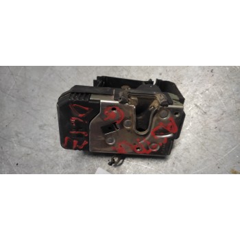 Recambio de cerradura puerta delantera izquierda para opel astra g berlina 2.0 dti referencia OEM IAM 90561151 8 PINS 