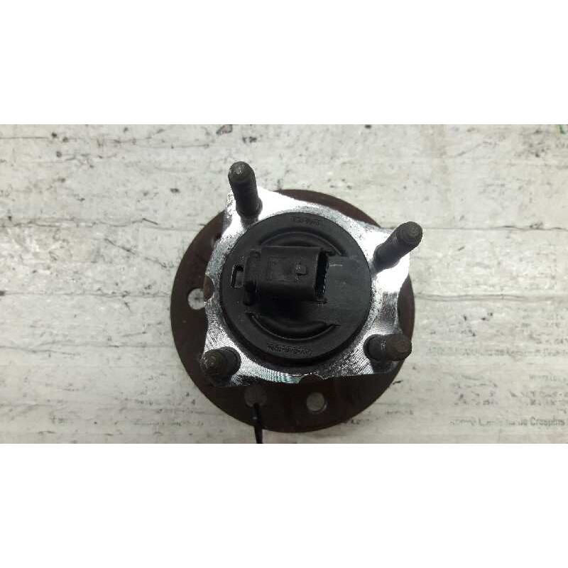 Recambio de buje trasero izquierdo para opel zafira b 1.9 cdti referencia OEM IAM - Gris 2
