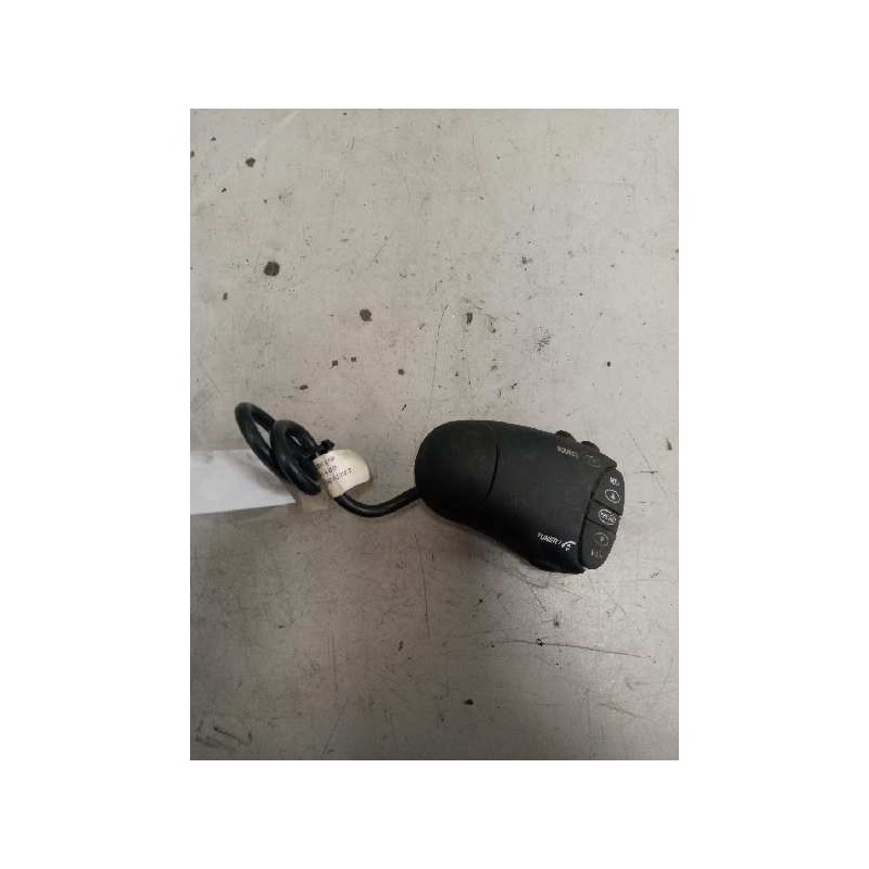 Recambio de mando radio para renault premium distribution fg 4x2 corto referencia OEM IAM 742101463901  