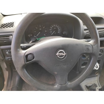 opel astra g berlina del año 2001