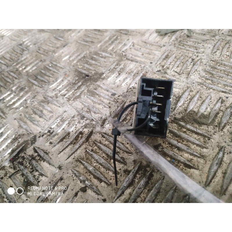 Recambio de mando elevalunas delantero izquierdo para iveco stralis (as) fsa t / p 4x2 gran espacio referencia OEM IAM - Amarillo 2
