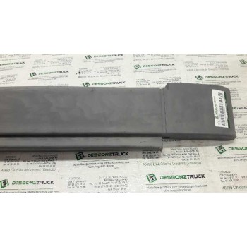 Recambio de molduras traseras para tata safari 1.9 referencia OEM IAM 269981500111 PORTON INFERIOR 