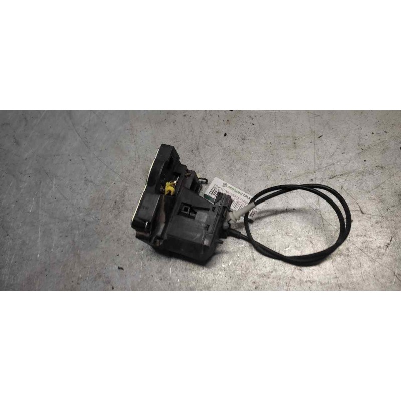 Recambio de cerradura puerta trasera izquierda para renault scenic ii confort dynamique referencia OEM IAM 2