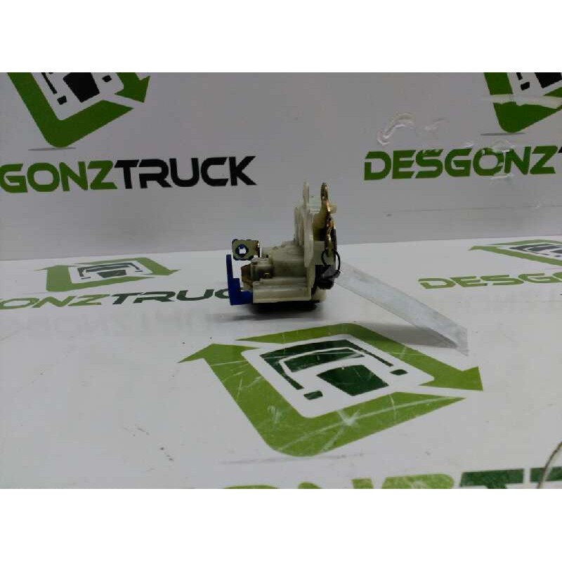 Recambio de cerradura puerta delantera derecha para nissan vanette cargo (hc23) familiar (5 asientos) referencia OEM IAM - Blanco 4