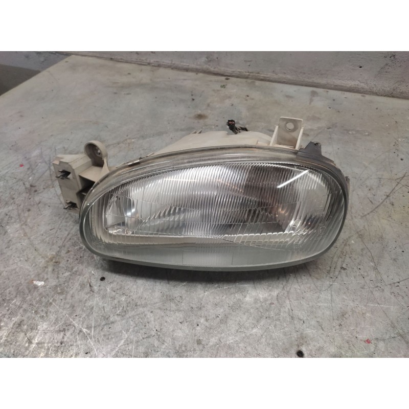 Recambio de faro izquierdo para mazda 121 (db) chic referencia OEM IAM   