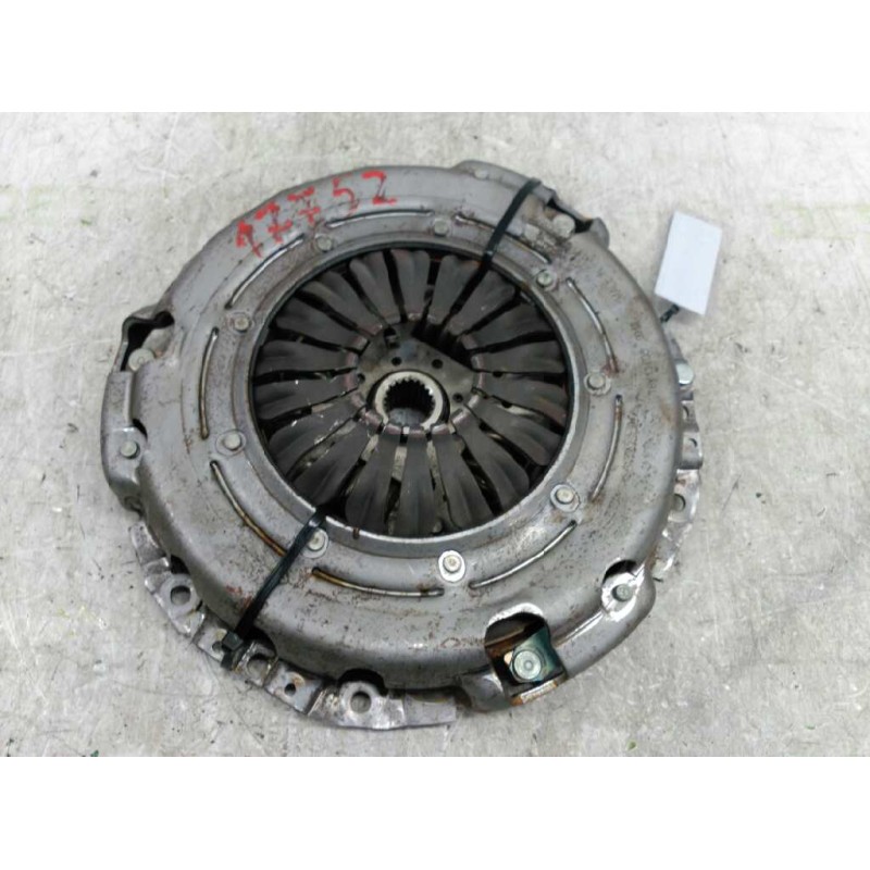 Recambio de kit embrague para nissan primastar autobús (x83) dci 140 referencia OEM IAM   