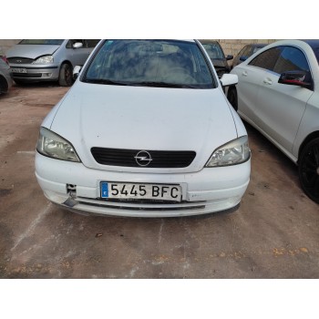 opel astra g berlina del año 2001