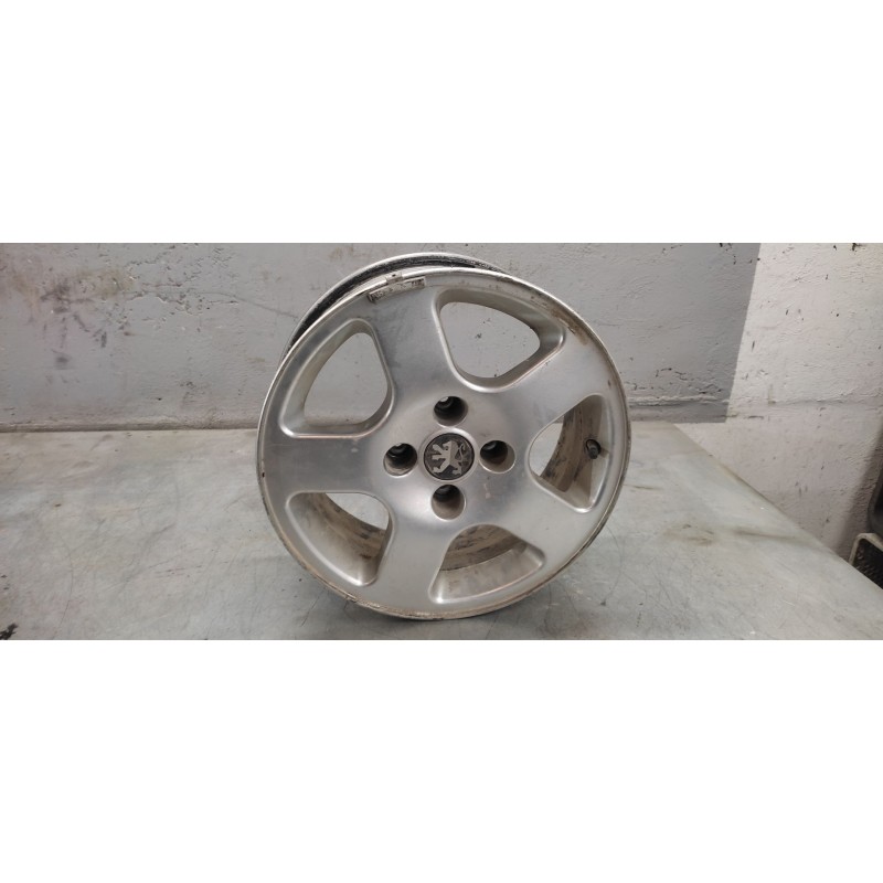 Recambio de llanta para peugeot partner (s2) rancho plus referencia OEM IAM 6jx15ch-18  15´´-4 tornillos