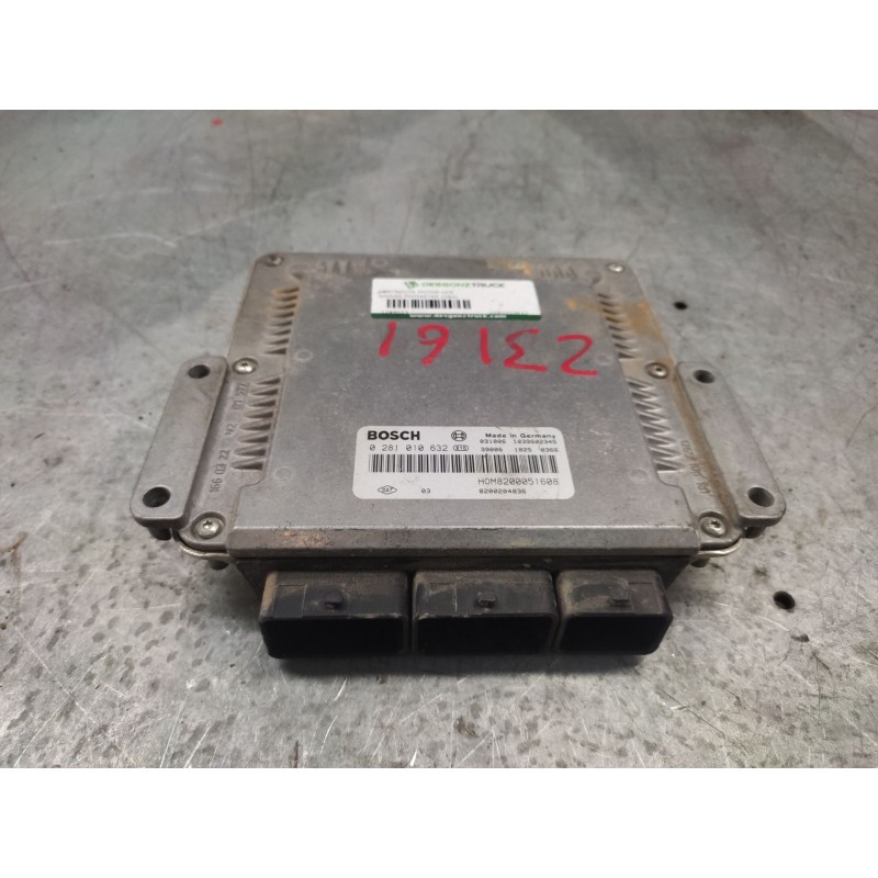 Recambio de centralita motor uce para nissan primastar (x83) combi, 6 plazas, batalla corta referencia OEM IAM 0281010632 820020