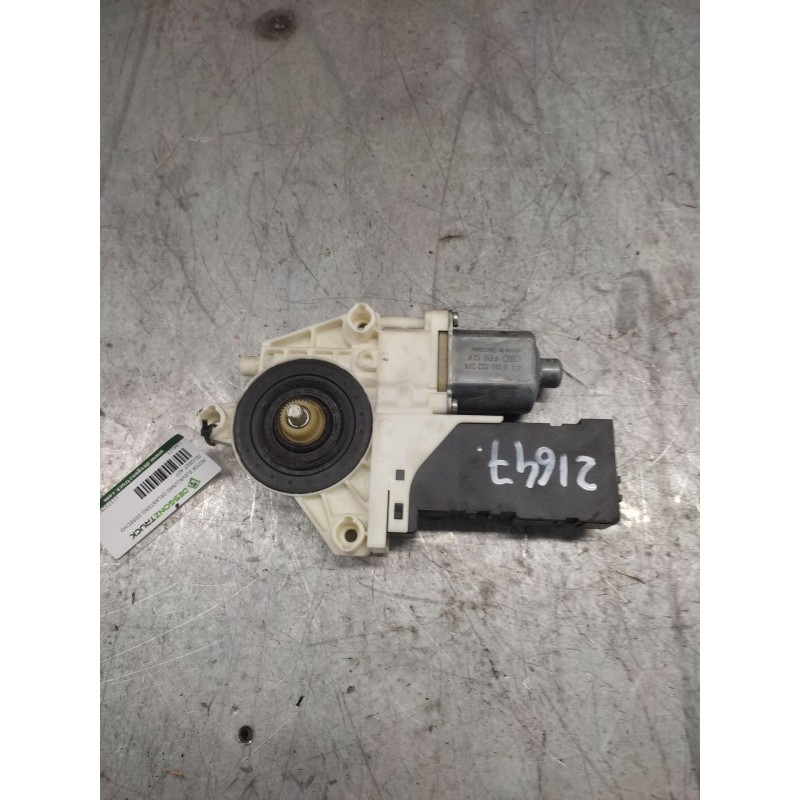 Recambio de motor elevalunas delantero derecho para peugeot 407 sr confort referencia OEM IAM 1137328126  0130822201