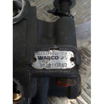 Recambio de valvula aire para mercedes-benz actros 2/3 2 - ejes / 6 cil. 1848(4x2) om 501 la megaspace referencia OEM IAM 004429