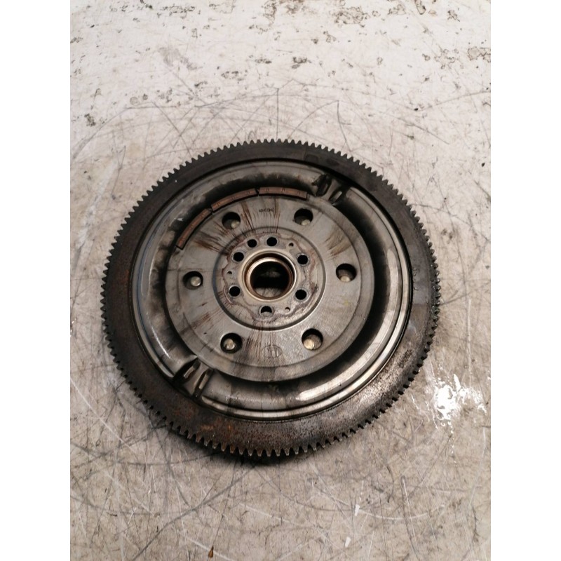 Recambio de volante motor para peugeot 308 sw envy referencia OEM IAM - Negro 3
