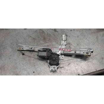 Recambio de elevalunas delantero izquierdo para peugeot 207 xs pack referencia OEM IAM 400915H 6 PINS 