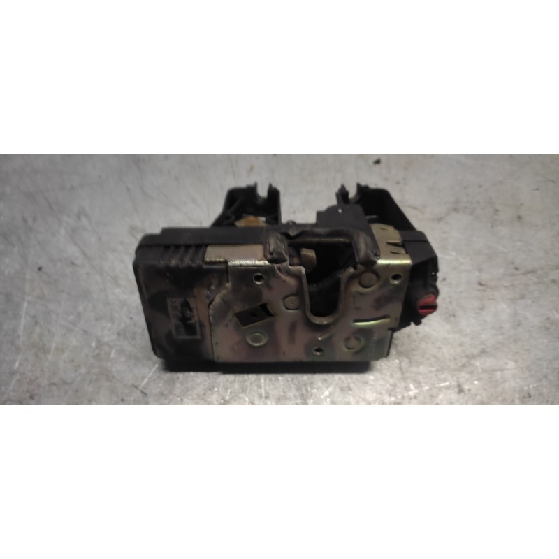 Recambio de cerradura puerta trasera izquierda para opel astra g berlina 1.7 16v cdti cat (z 17 dtl / lrb) referencia OEM IAM 90