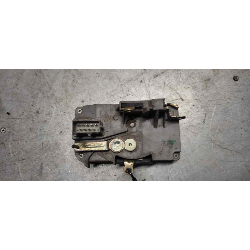 Recambio de cerradura puerta delantera derecha para fiat scudo (222) 1.9 td / 2.0 jtd el furg. referencia OEM IAM 2