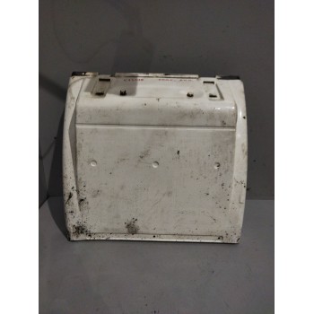 GUARDABARROS TRASERO IZQUIERDO PARTE DELANTERA 