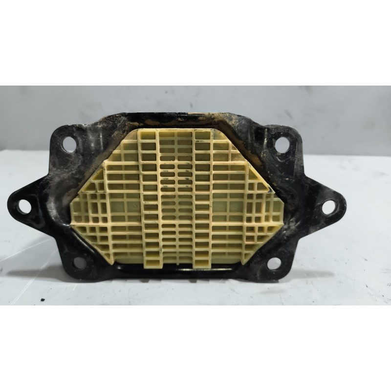 Recambio de soporte motor para volvo fh 500 referencia OEM IAM 21416525 - Blanco 2