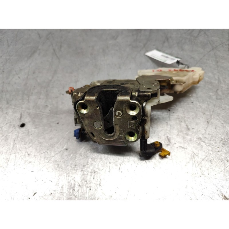 Recambio de cerradura puerta delantera izquierda para nissan almera tino (v10) 2.2 dci referencia OEM IAM 8055361U66  