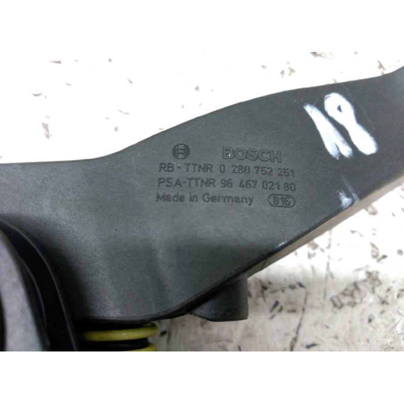 Recambio de potenciometro pedal para citroën c2 empresa referencia OEM IAM 9646702180 - Negro 2