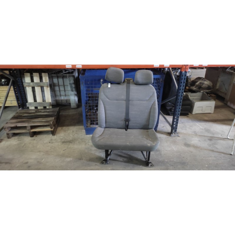 Recambio de asiento delantero derecho para renault trafic combi (ab 4.01) 1.9 diesel referencia OEM IAM   