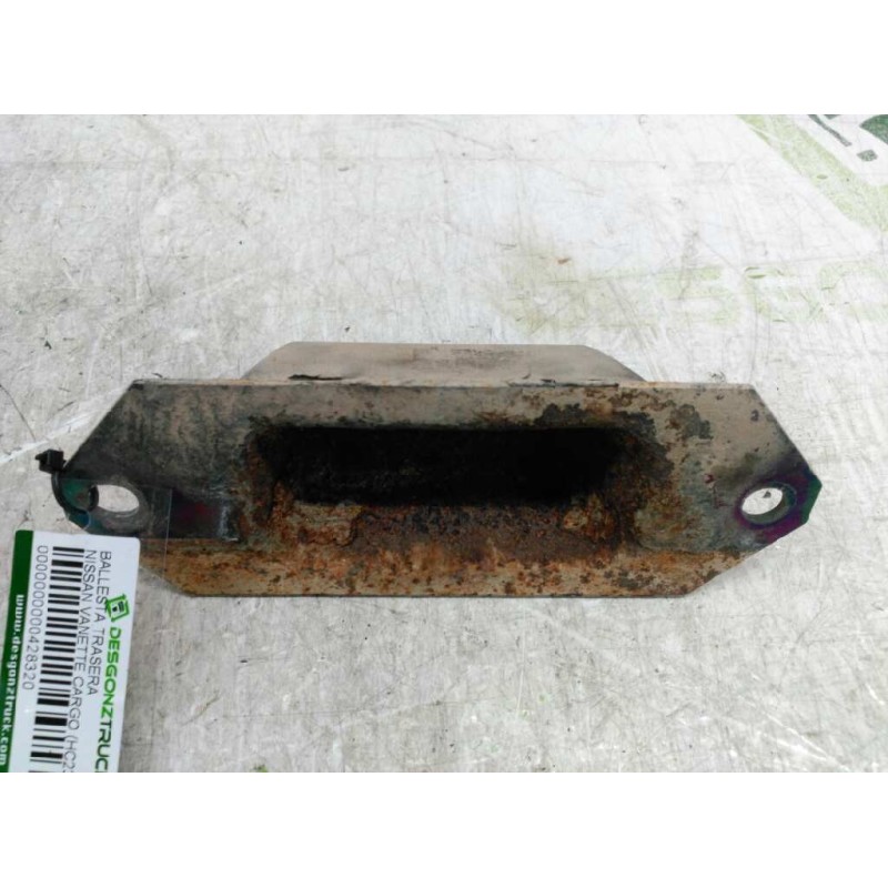 Recambio de ballesta trasera para nissan vanette cargo (hc23) familiar (5 asientos) referencia OEM IAM  TACO BALLESTA 