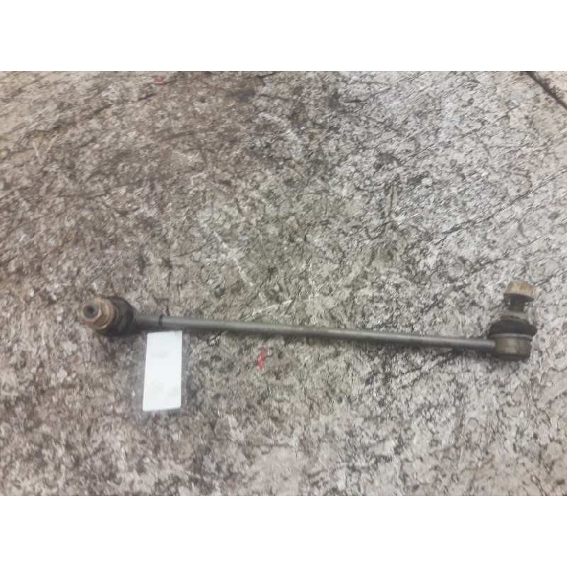 Recambio de bieleta estabilizadora delantera izquierda para volkswagen caddy ka/kb (2k) furg. referencia OEM IAM 1K0411315J  