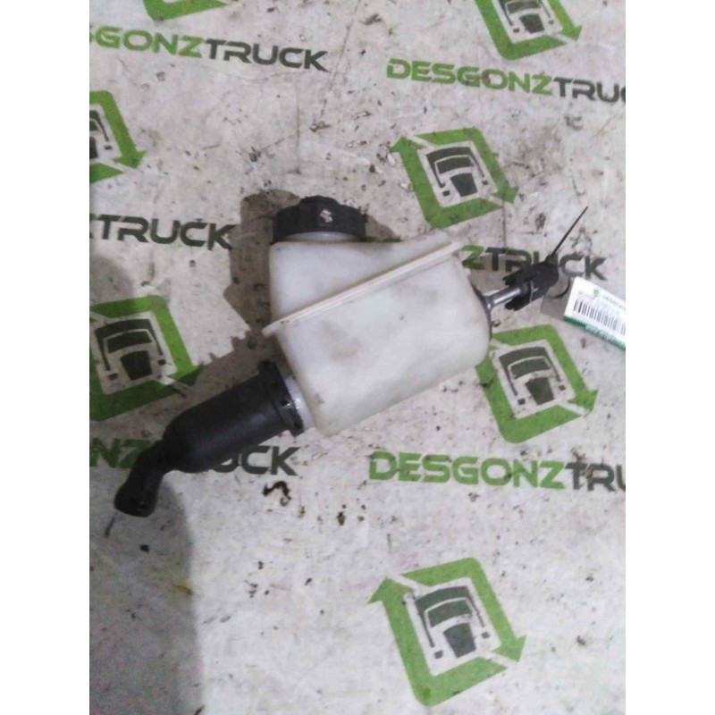 Recambio de bomba embrague para volvo fe xxx fg 4x2 low largo (l3h1) referencia OEM IAM 9700010204  