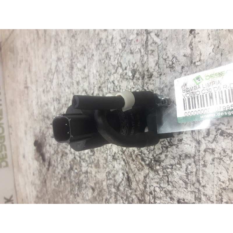 Recambio de bomba limpia para volvo c30 d5 r-design referencia OEM IAM 1S7117K624FE 2 PINS 