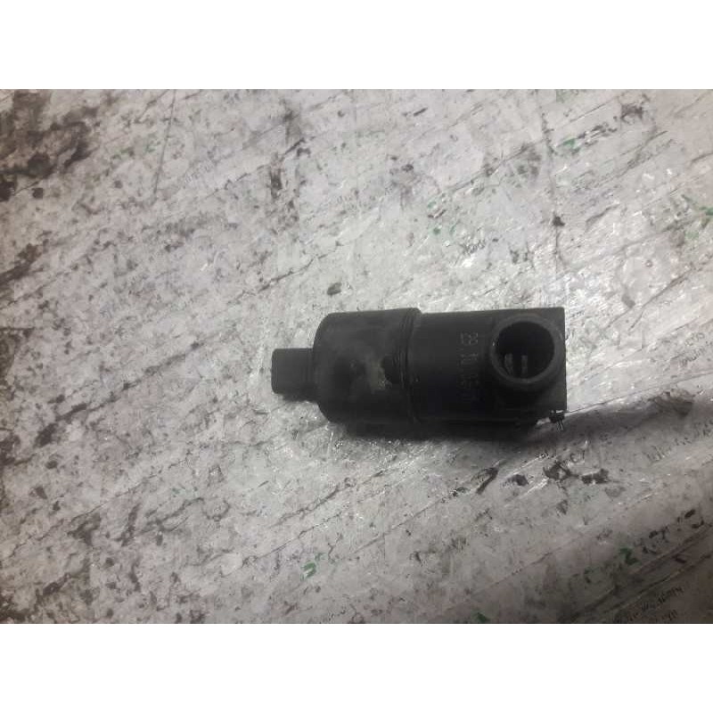 Recambio de bomba limpia para renault laguna ii grandtour (kg0) dynamique referencia OEM IAM 9632984980 8200194414 2 PINS