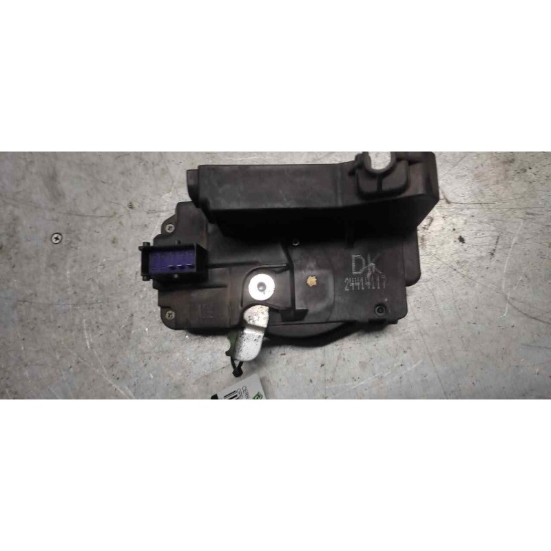 Recambio de cerradura puerta delantera derecha para opel astra g berlina 1.6 16v referencia OEM IAM 24414117 3 PINS 2