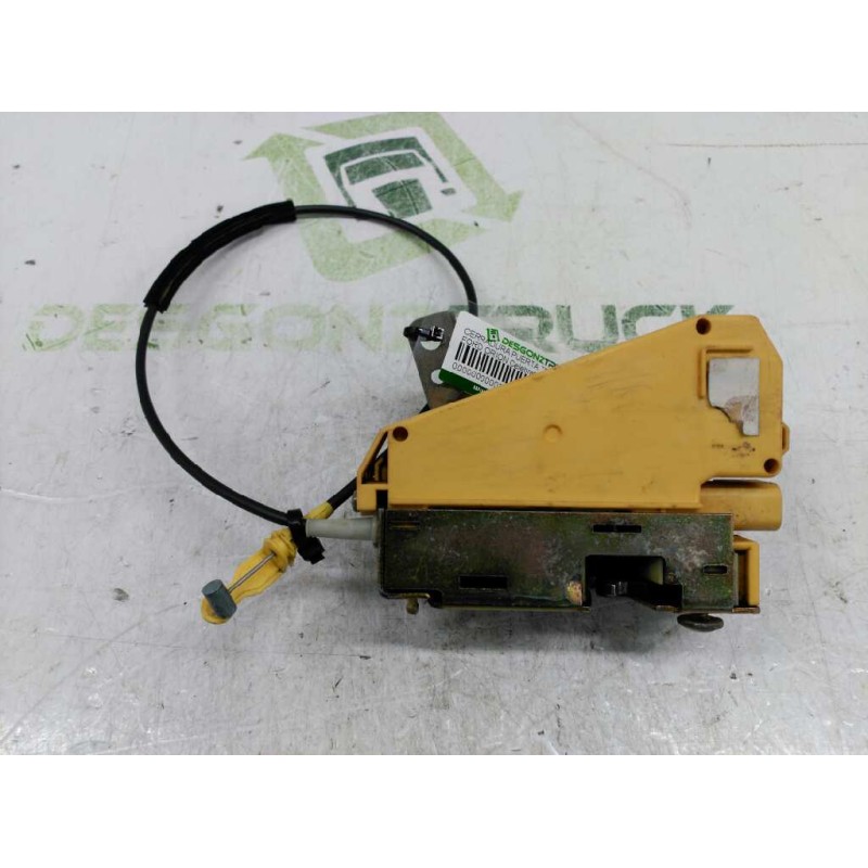 Recambio de cerradura puerta trasera derecha para ford orion celebration referencia OEM IAM 6894356  