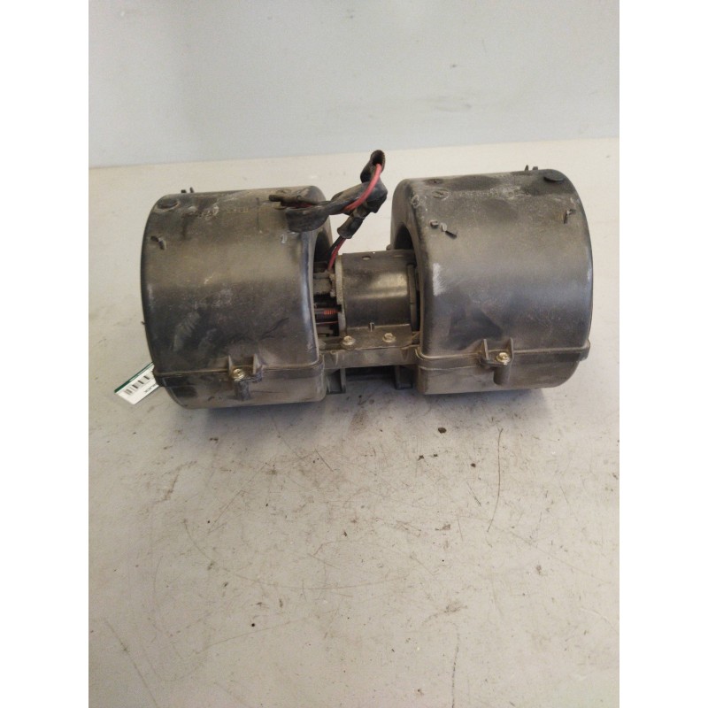 Recambio de motor calefaccion para renault hd 340.18 / 26 premium e2 referencia OEM IAM 5001833357 - Amarillo 2