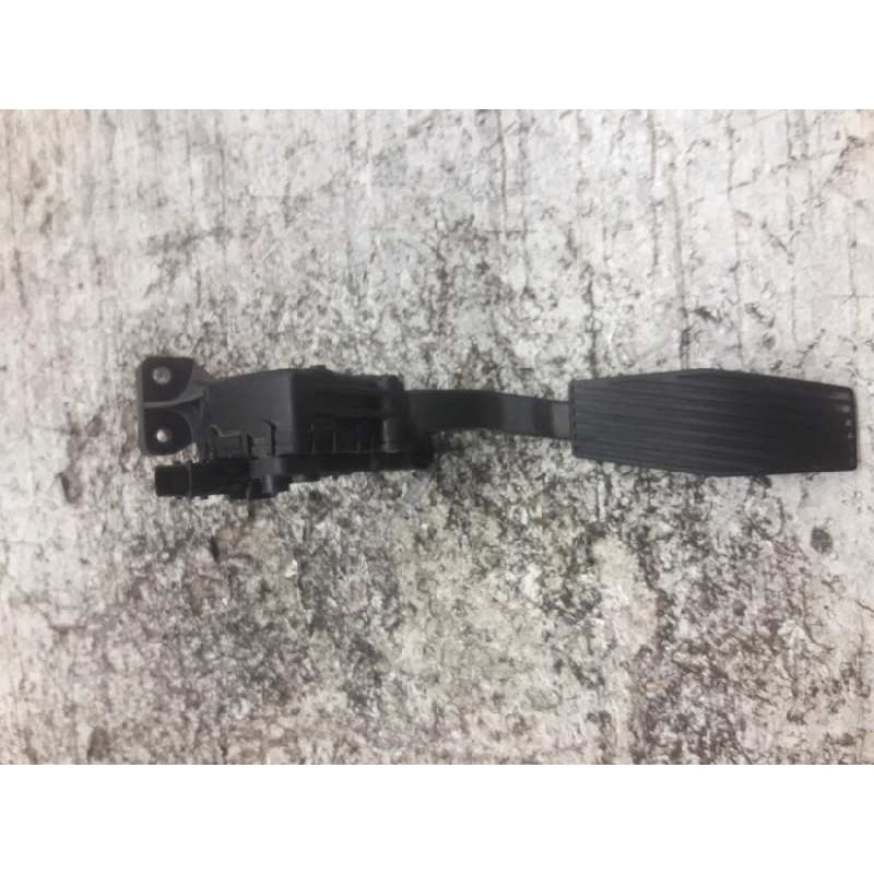 Recambio de potenciometro pedal para opel vectra c berlina comfort referencia OEM IAM 9186724CE 6PV007832200 6 PINS 3