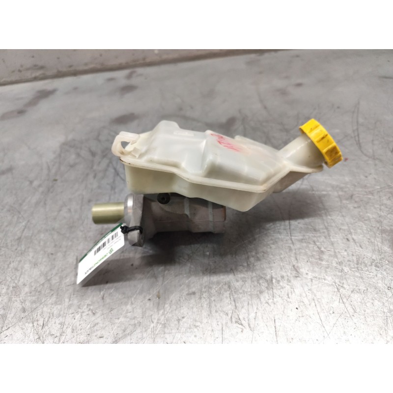 Recambio de bomba freno para ford fiesta (cbk) ambiente referencia OEM IAM 41230130 - Blanco 3