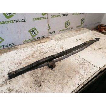 Recambio de travesaño superior para chrysler 300 c 3.0 crd referencia OEM IAM   