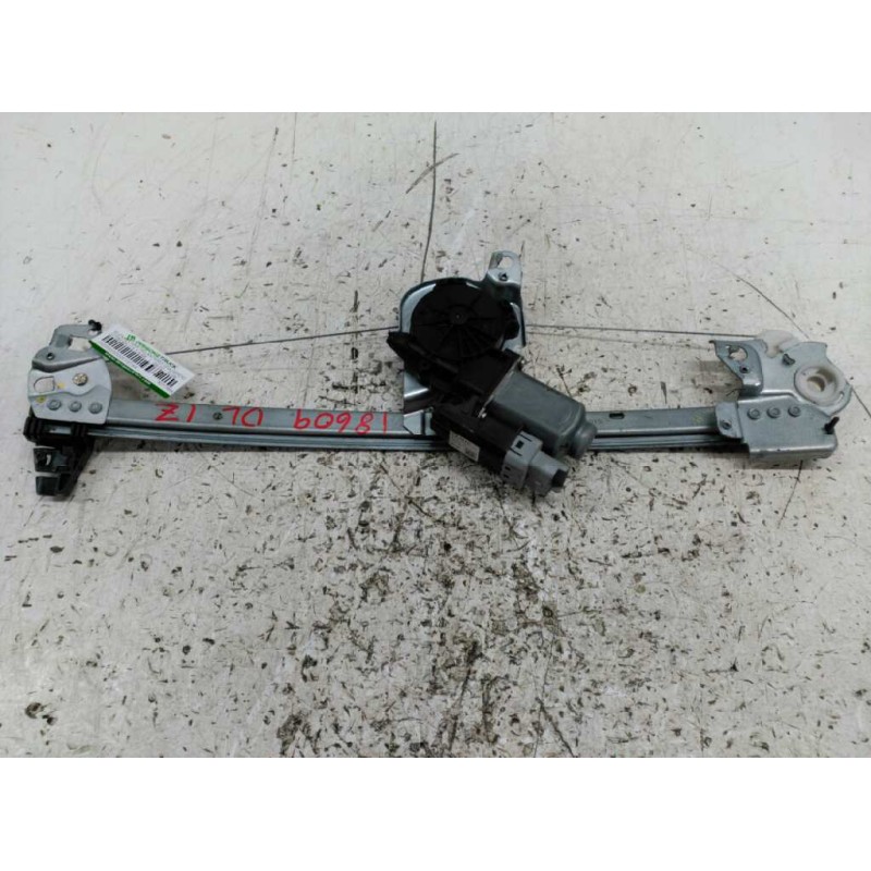 Recambio de elevalunas delantero izquierdo para citroën c3 1.4 sx referencia OEM IAM 401786A7 TEMIC 